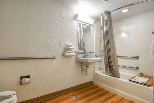 Motel 6 Los Angeles -Norwalk image 1